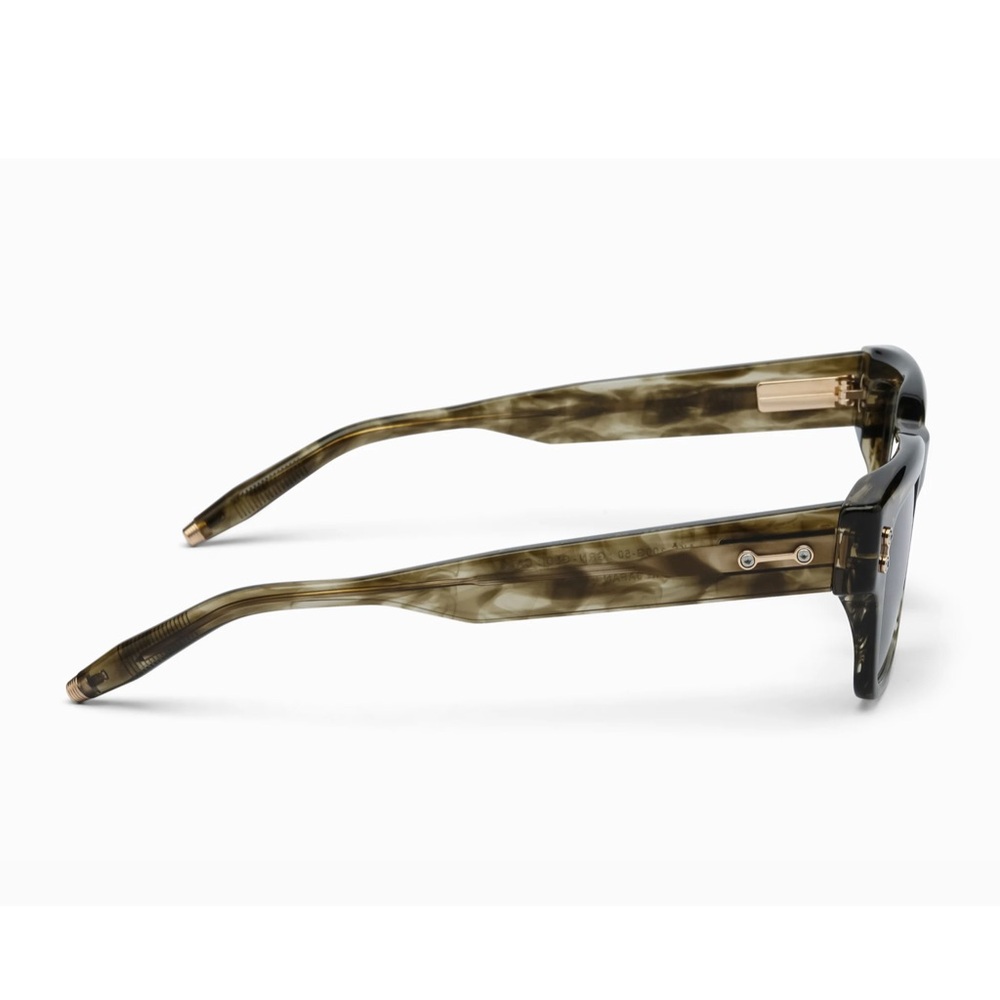 AKONI ‘Columba 50’ Sunglasses in Green Swirl - Picture 3 of 12